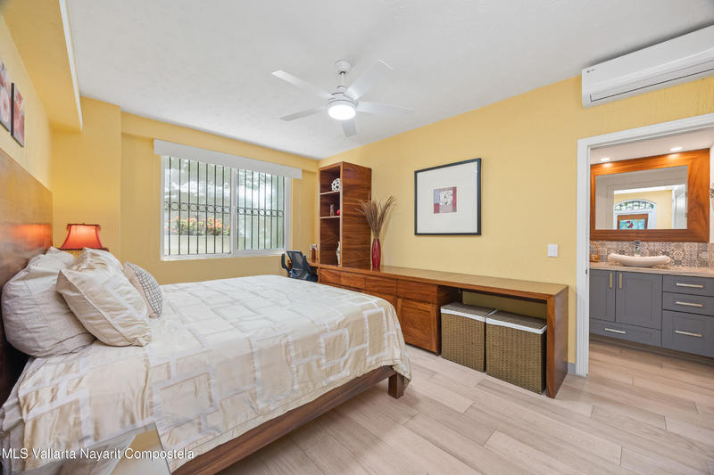 20250822221410078435000000 o