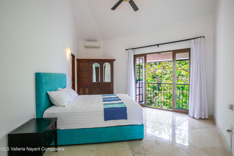 20250805052218242225000000 o