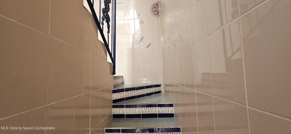 20251211194920704949000000 o