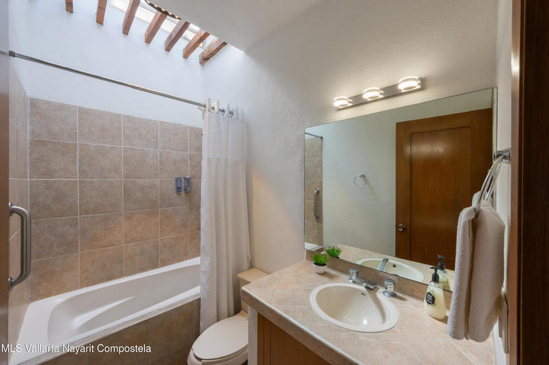 20260204220118375441000000 o