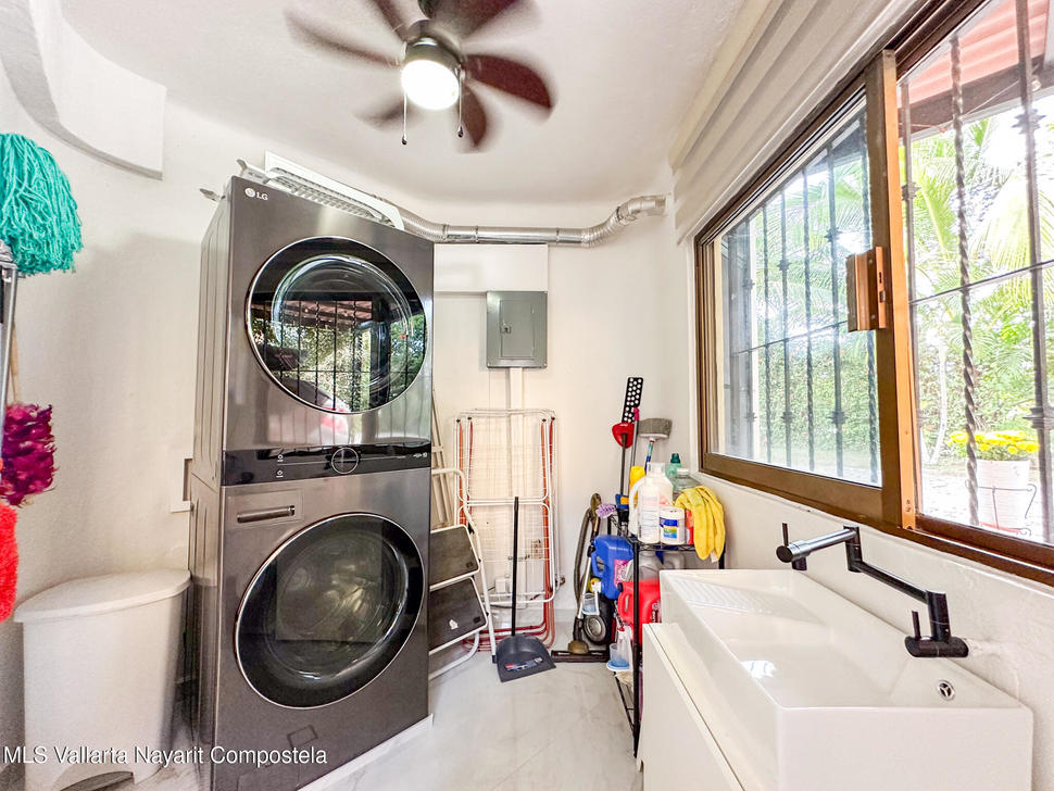 20260119182615610461000000 o