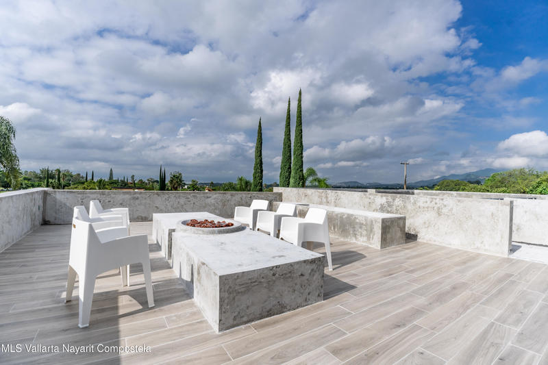 20251119184213864664000000 o