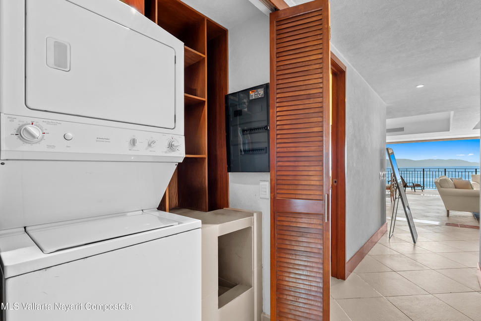 20260202181401089869000000 o