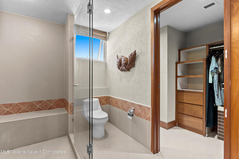 20260102211410389724000000 o