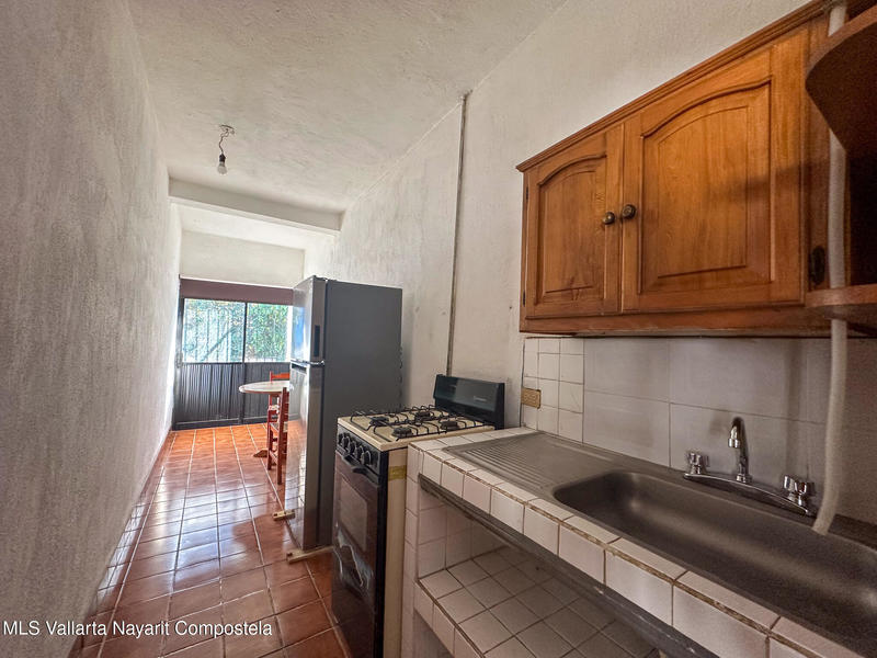 20251021220803685555000000 o