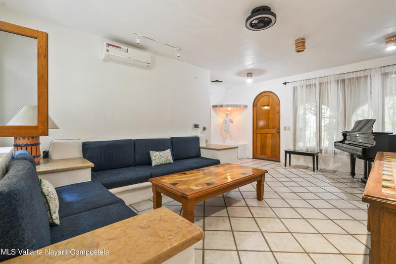 20251223180053494843000000 o