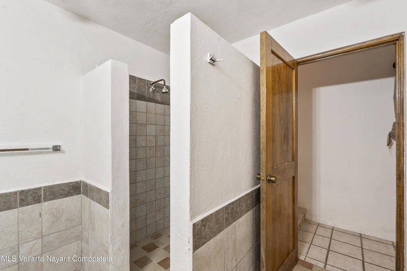 20251223180106181571000000 o