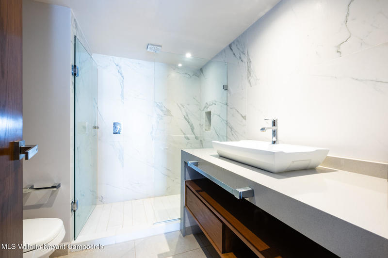 20250731165453118492000000 o