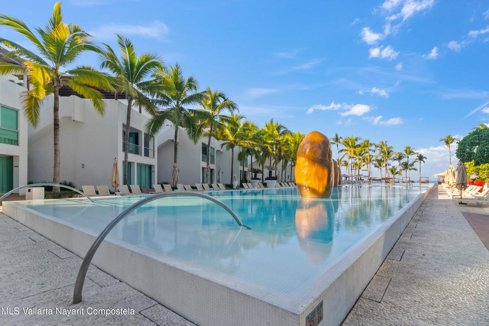 20251223171310585338000000 o