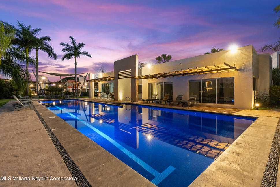 20251022223731384406000000 o