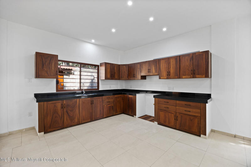 20250903222532644024000000 o