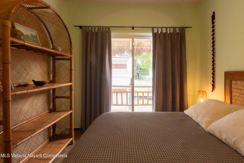 20250801183742811881000000 o