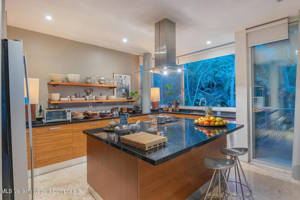 20250919222833797581000000 o