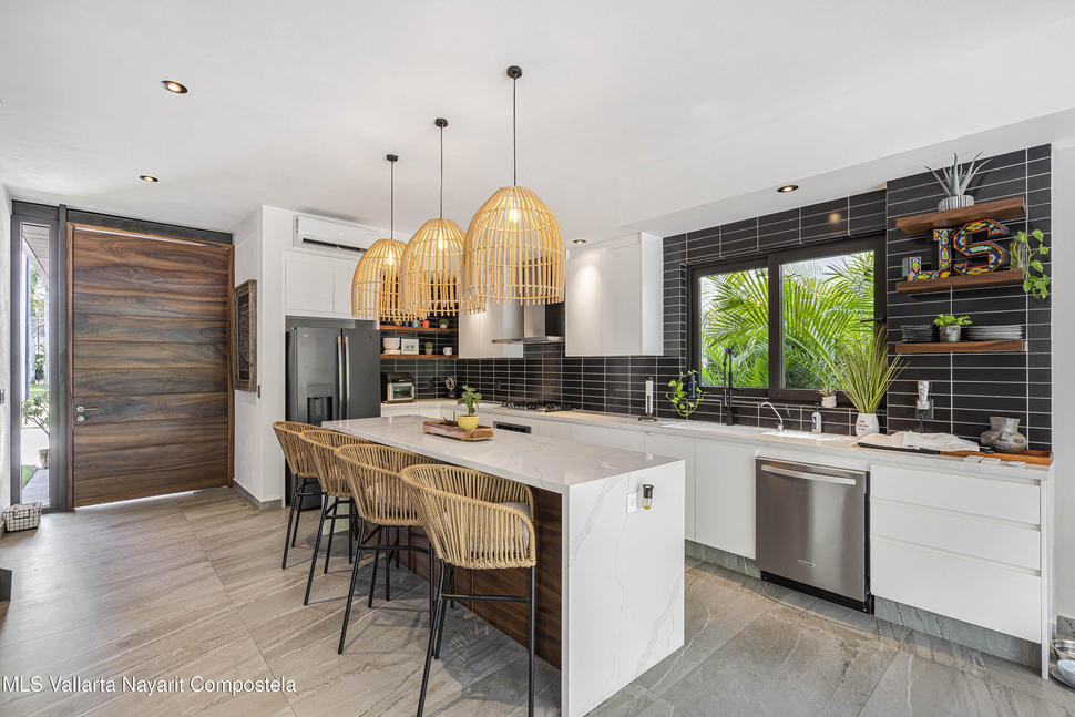 20251030214008676610000000 o