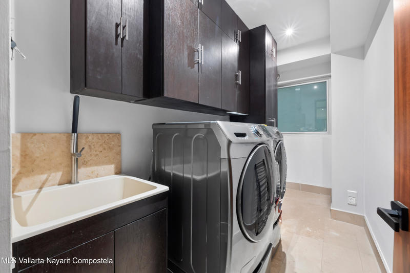 20260123051800093584000000 o