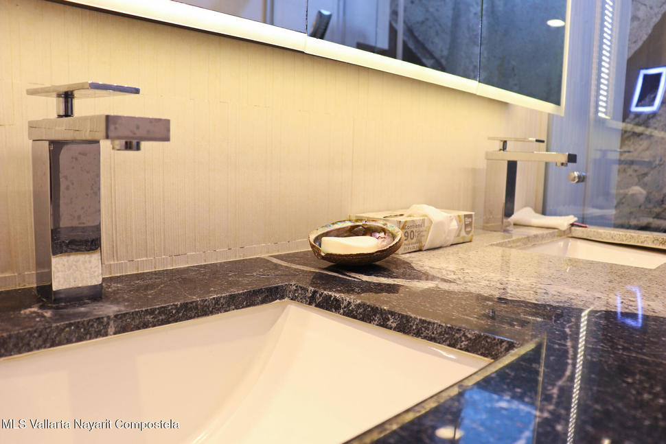 20251021215422688840000000 o