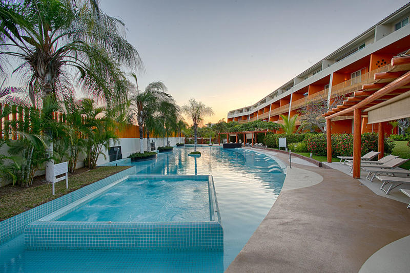 La Joya Huanacaxtle 304 304