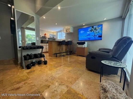 20251208232141457921000000 o