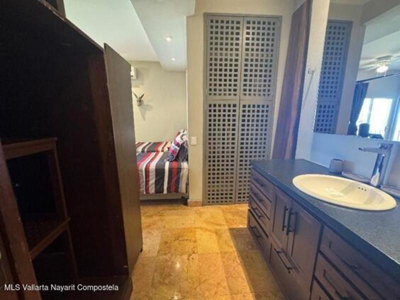 20251208232155583676000000 o