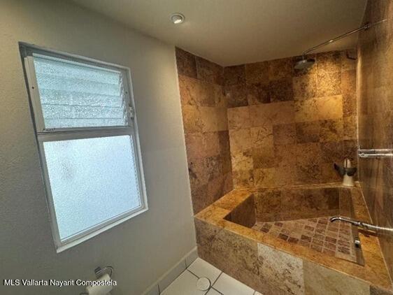 20251208232206624378000000 o