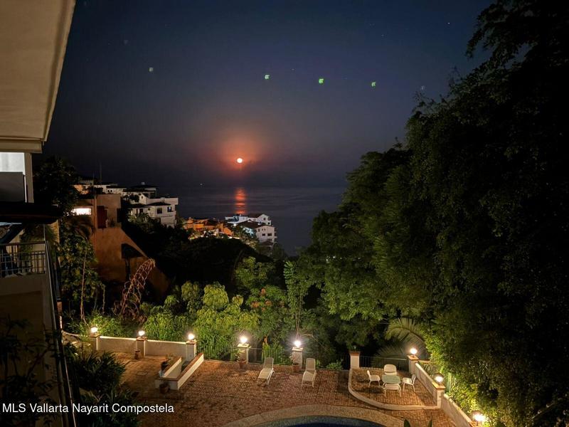 20251213184745957837000000 o