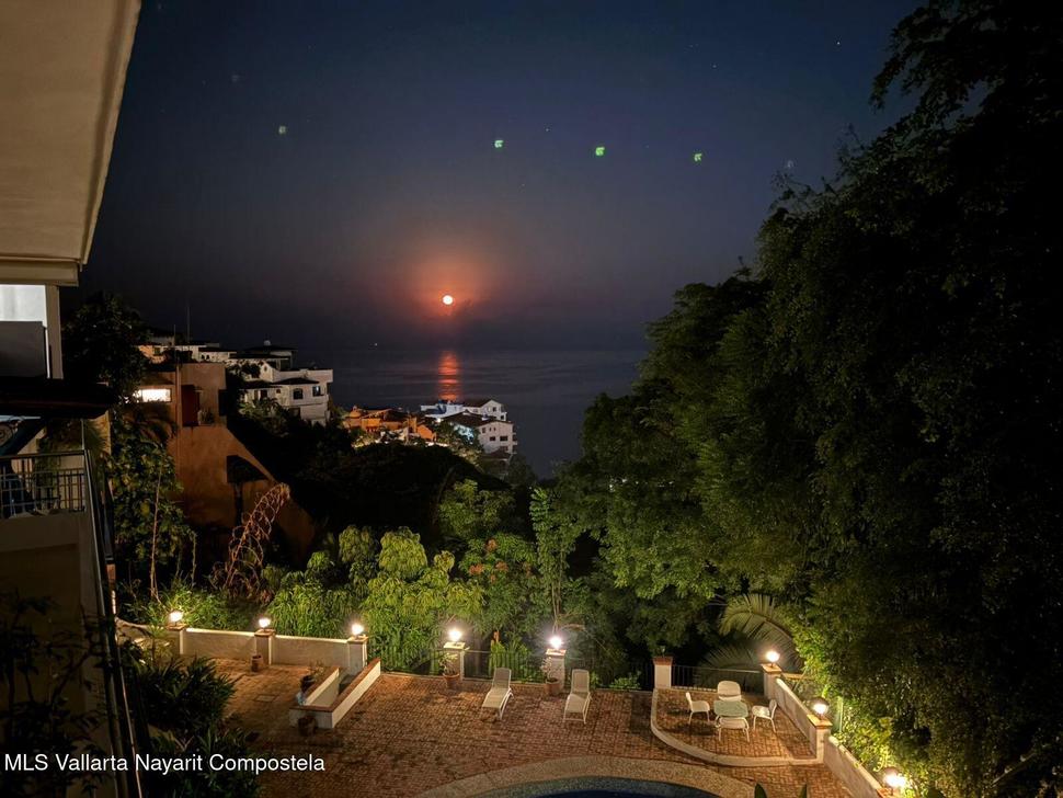 20251213184745957837000000 o