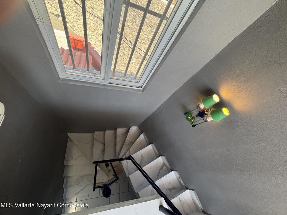 20251213184943219425000000 o