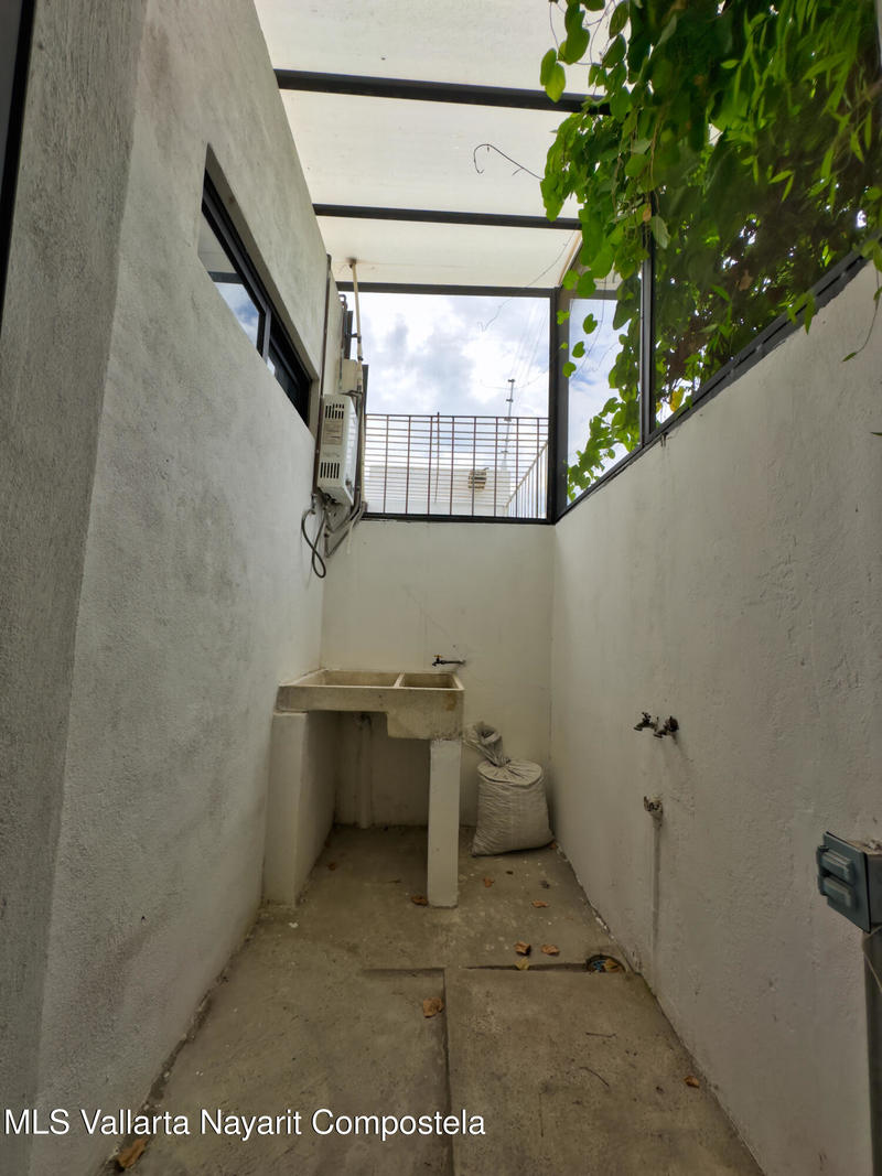 20250809180507934333000000 o