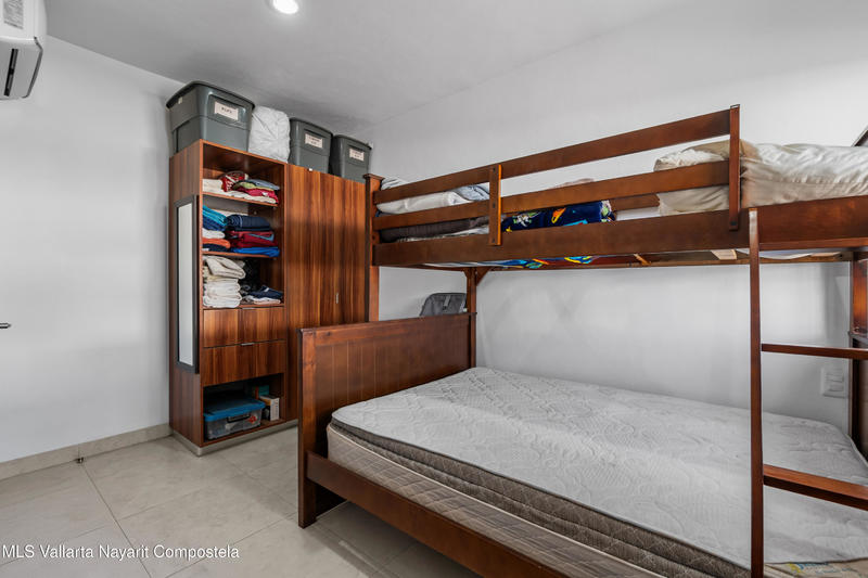 20250916010254677026000000 o