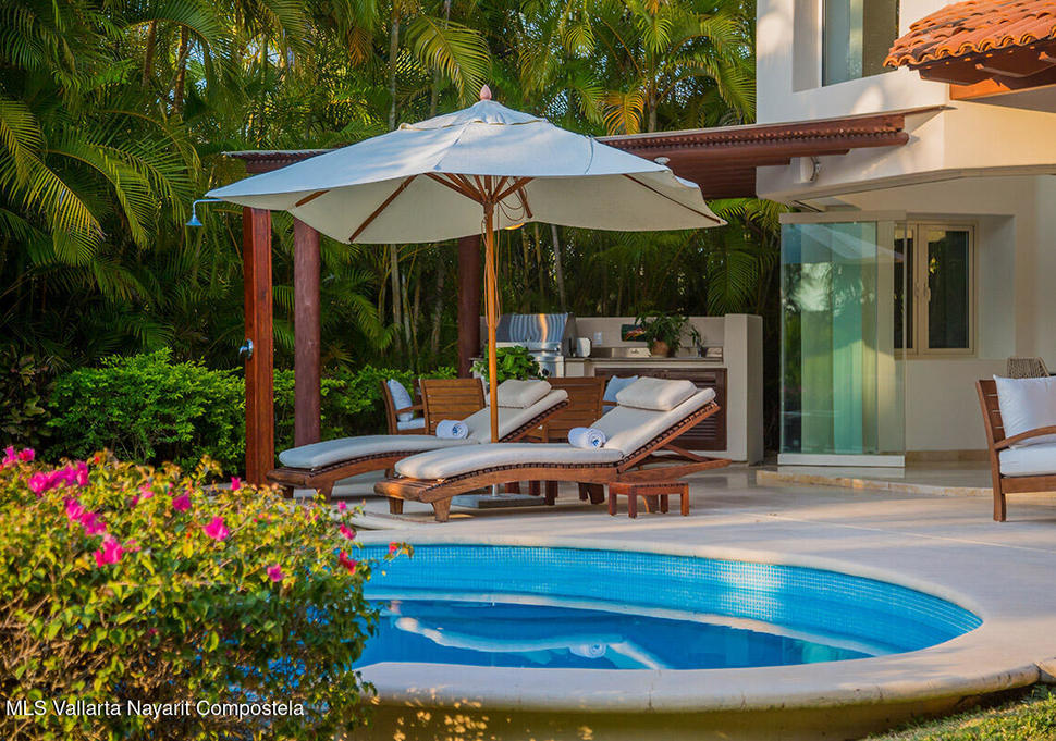 20251023224024148613000000 o