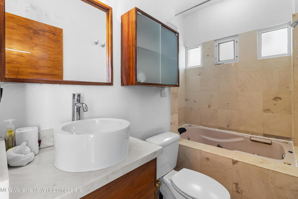 20251006175308079847000000 o