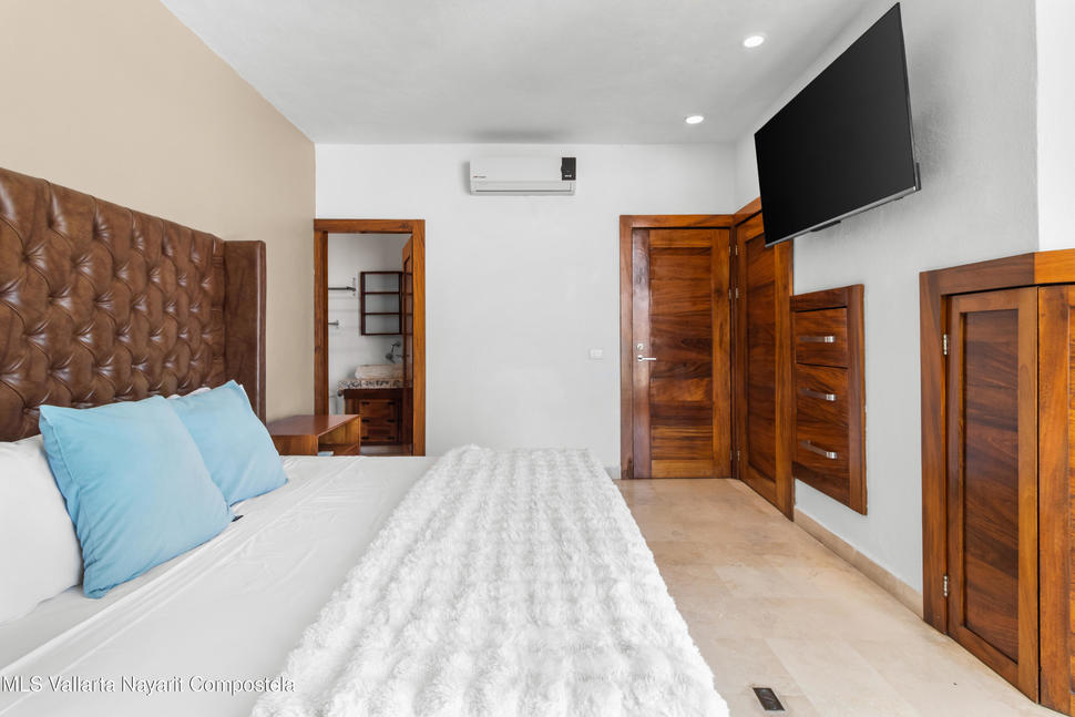 20251006181952734042000000 o