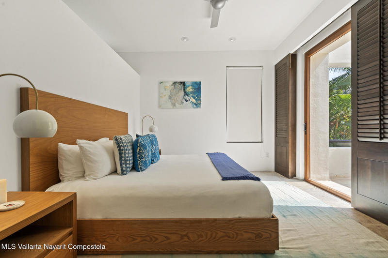 20251122004416905819000000 o