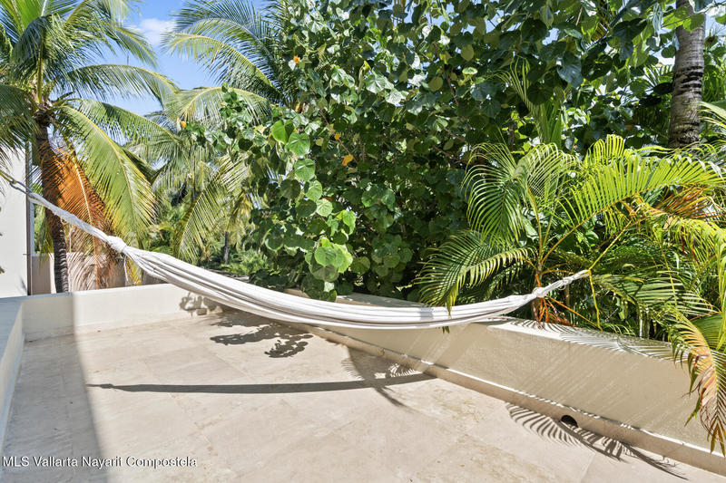 20251122004418854948000000 o