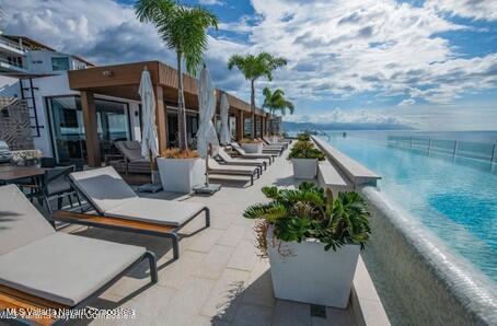 20251013180809998198000000 o