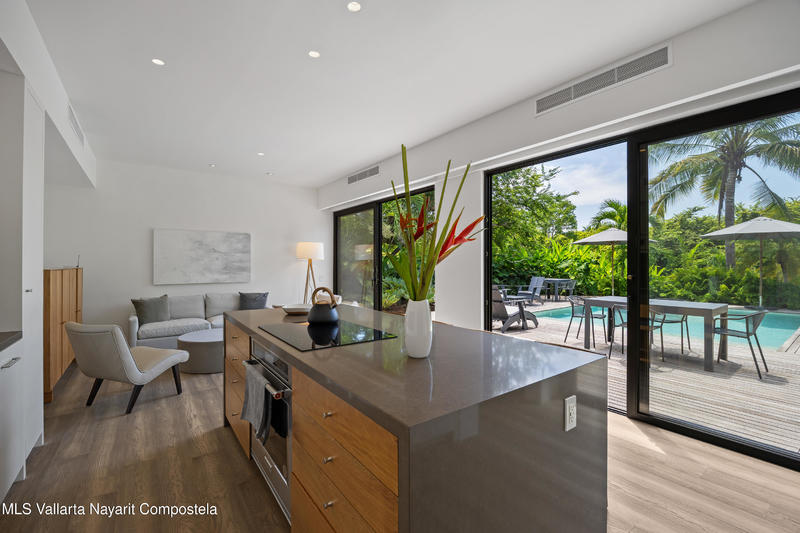 20250920021201692738000000 o