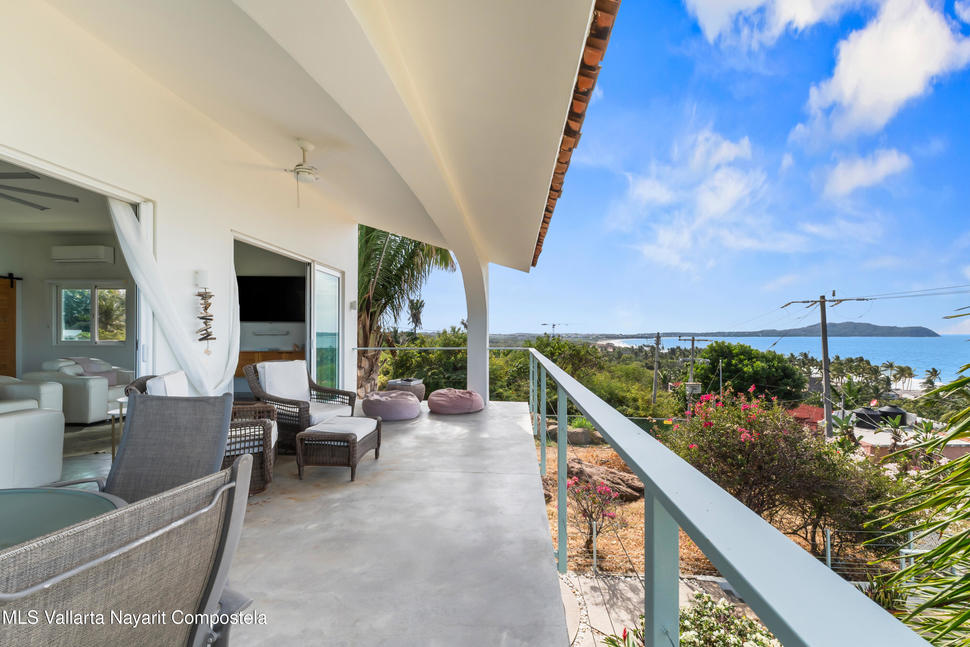 20251213013058324218000000 o