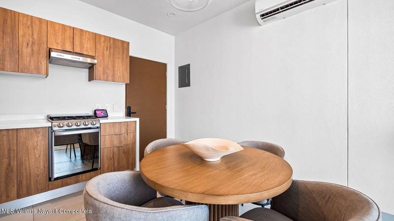 20251127223738134851000000 o