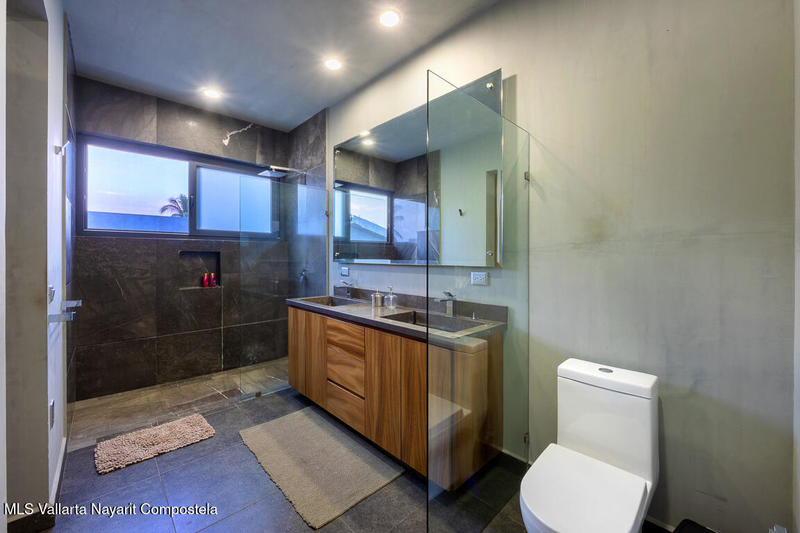 20251217214023884315000000 o