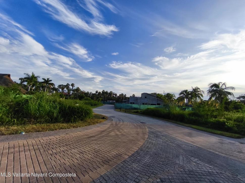 20250926014138706471000000 o