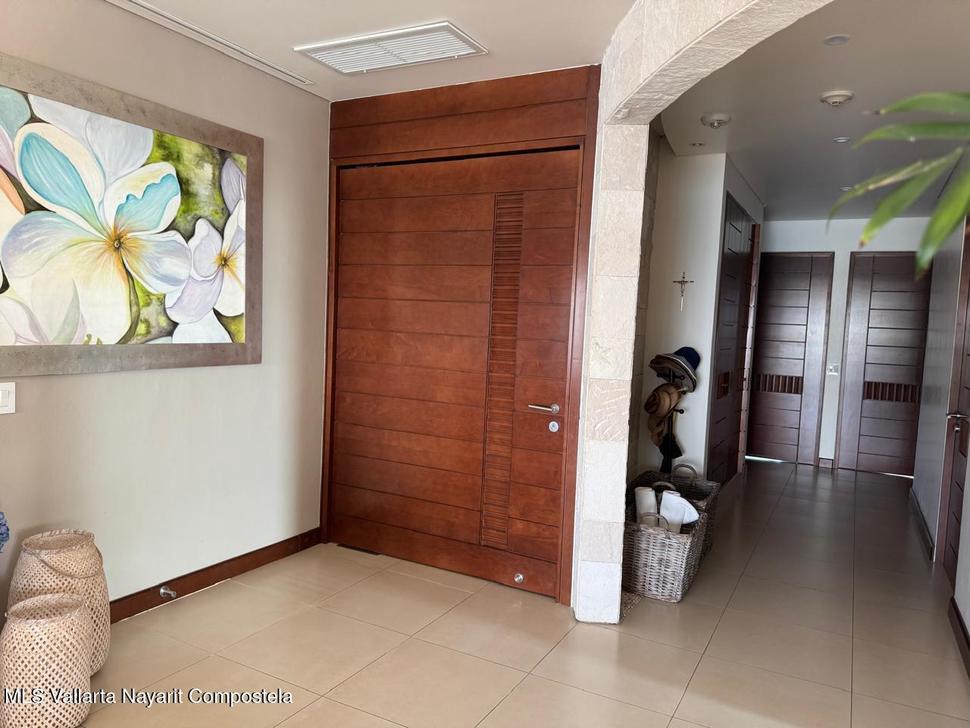 20260110192242958336000000 o