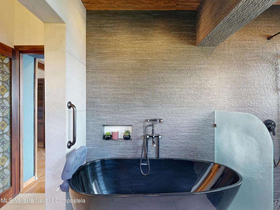 20251206001434101276000000 o