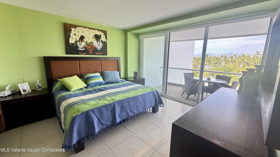 20251125213648057053000000 o