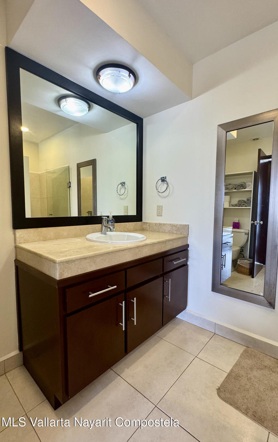 20251005181858826650000000 o