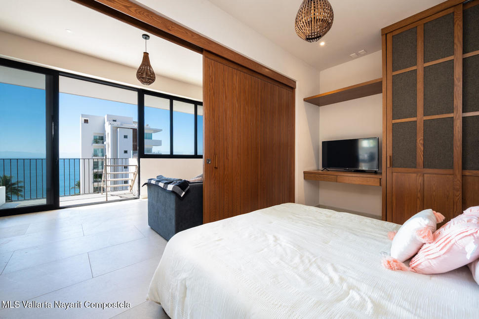 20260112205743645723000000 o