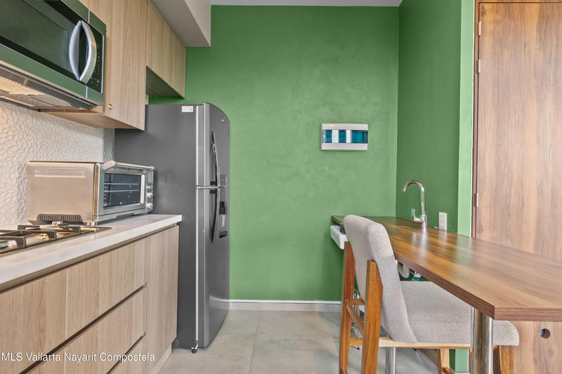 20250812035851313946000000 o