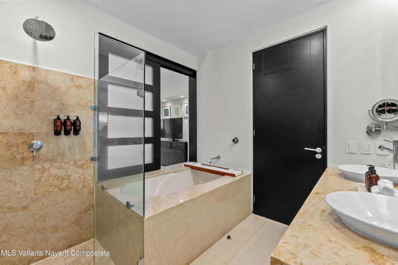 20251212173121412261000000 o