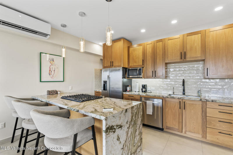 20251215184558970091000000 o