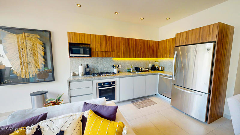 20251016224012679030000000 o