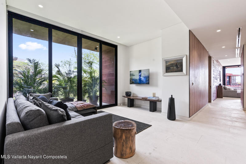 20250710204023032997000000 o